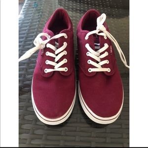 Vans: Color Burgundy 🍷